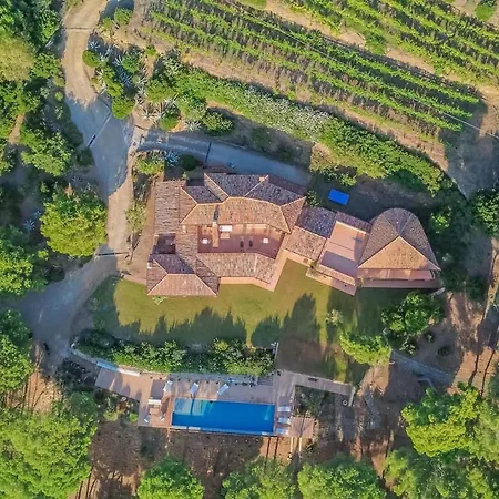 Punta Morcone Willa *